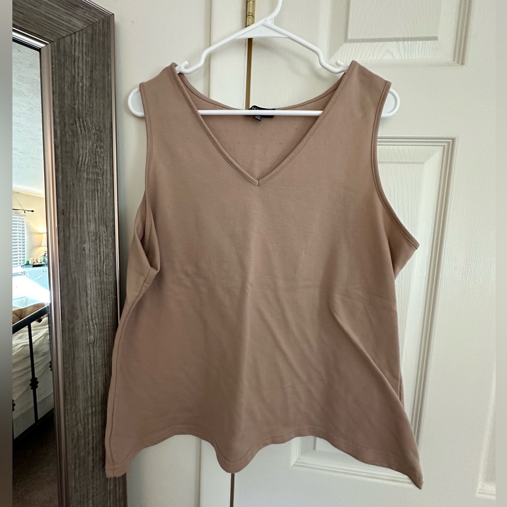 Tan Tank Top Size L